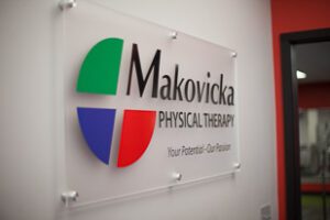 The Importance of Good Posture While Working – Makovicka Physical Therapy